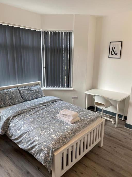 Newly Refurbished Studio, Great Location 8 Studios Nottingham Ngoại thất bức ảnh