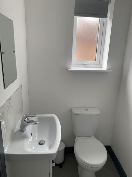 Newly Refurbished Studio, Great Location 8 Studios Nottingham Ngoại thất bức ảnh